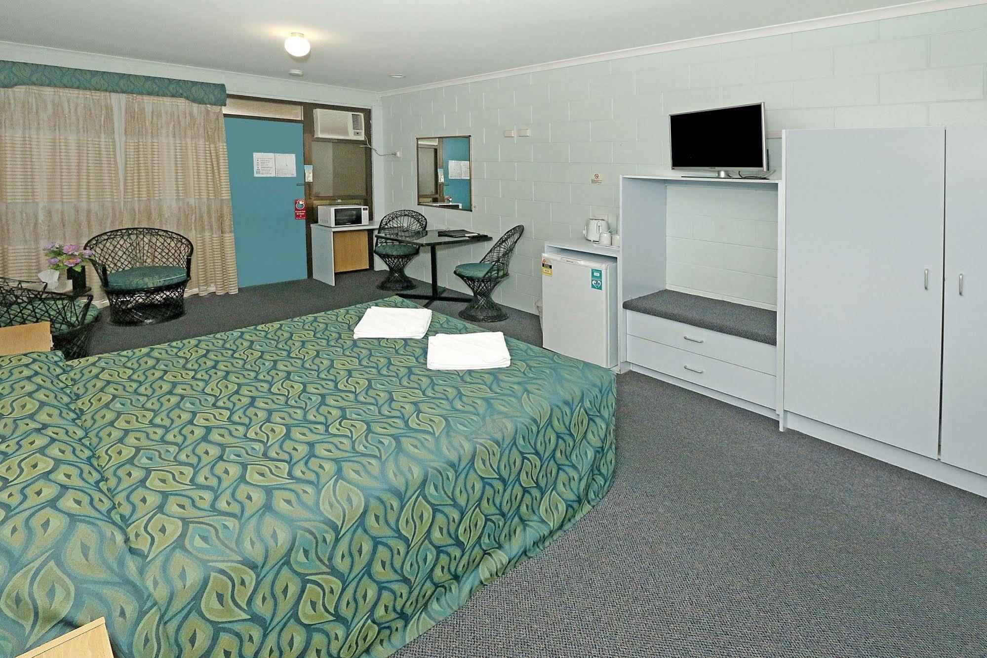 Y Motels Rockhampton Esterno foto