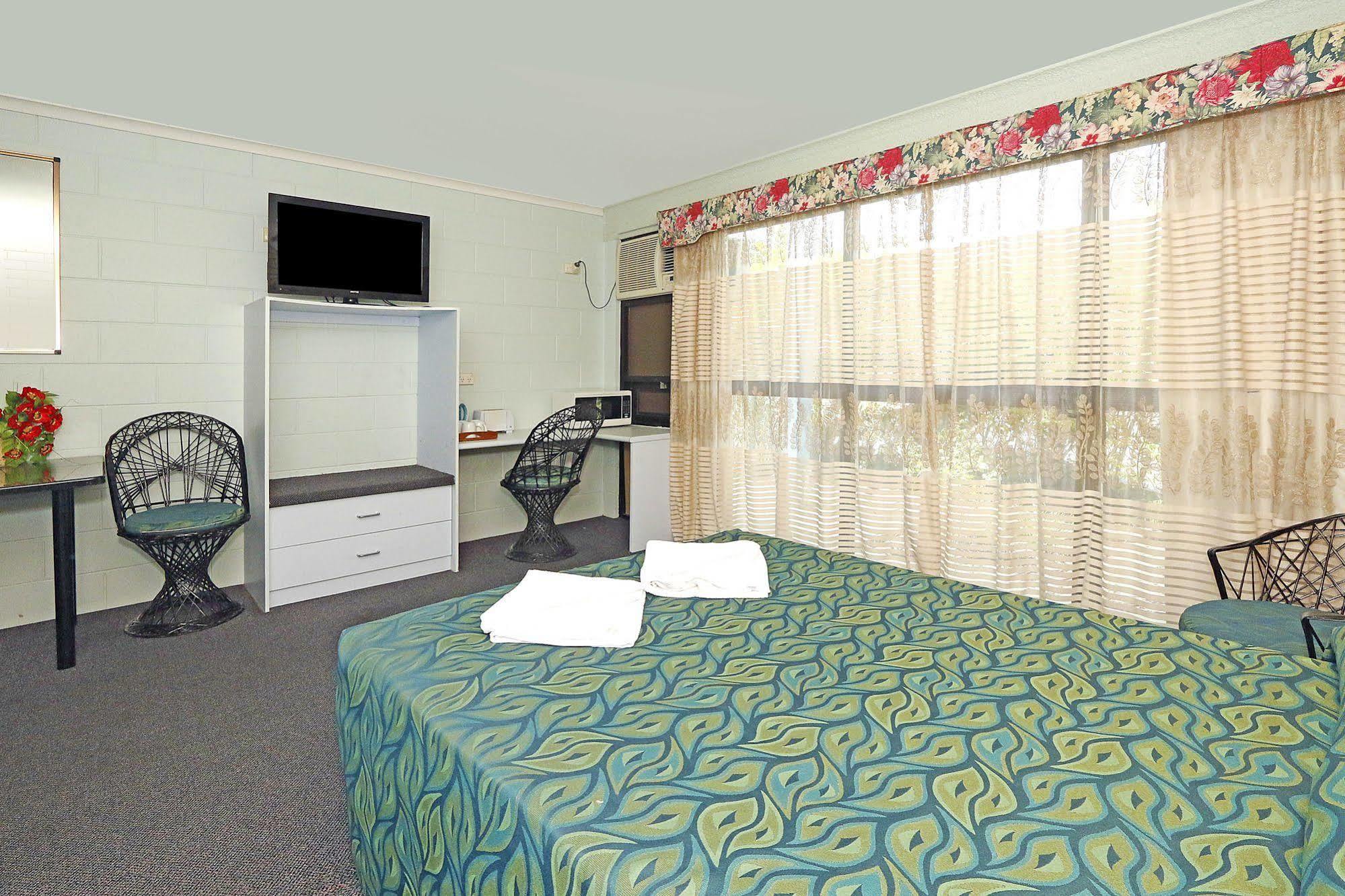 Y Motels Rockhampton Esterno foto